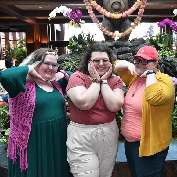 Meet the Poshers! - Picture 4 of 5